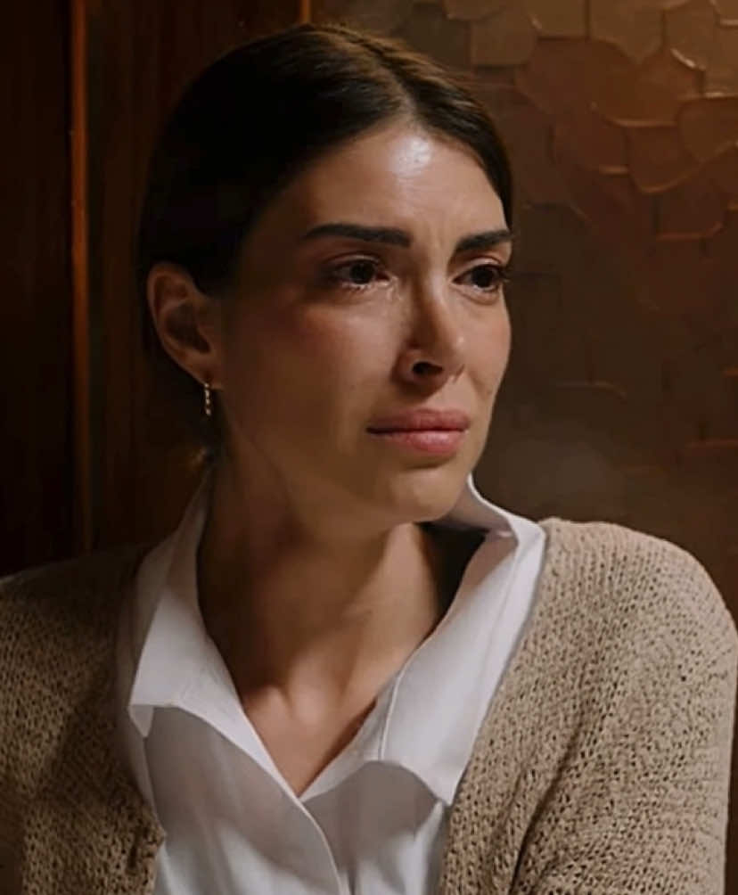 esme etrafına güçlü görünen ama içinde fırtınalar kopan kızlar içindir.. || #taşacakbudeniz #denizbaysal #fyp #keşfet #explore 