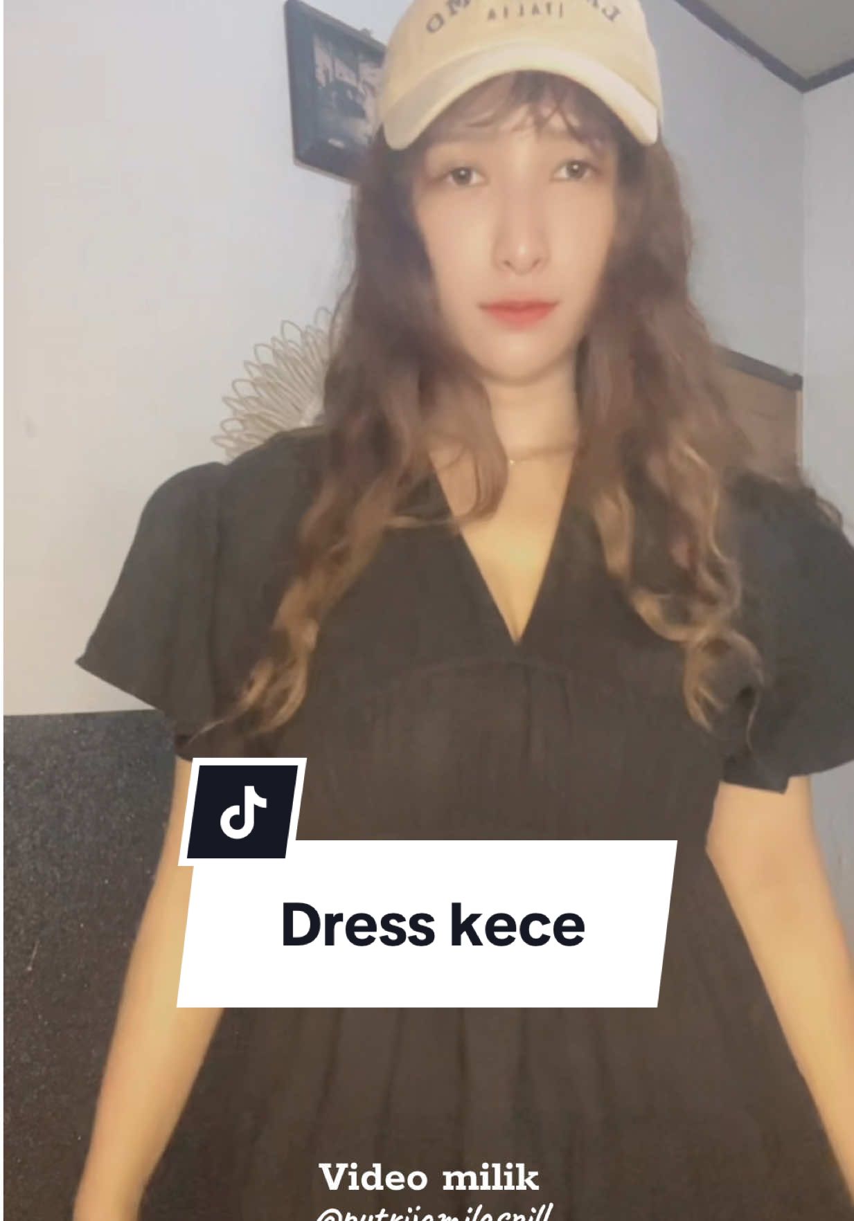 Dress nyaman d pake bahan tebel #promomakangajian #dress #dresscantik 