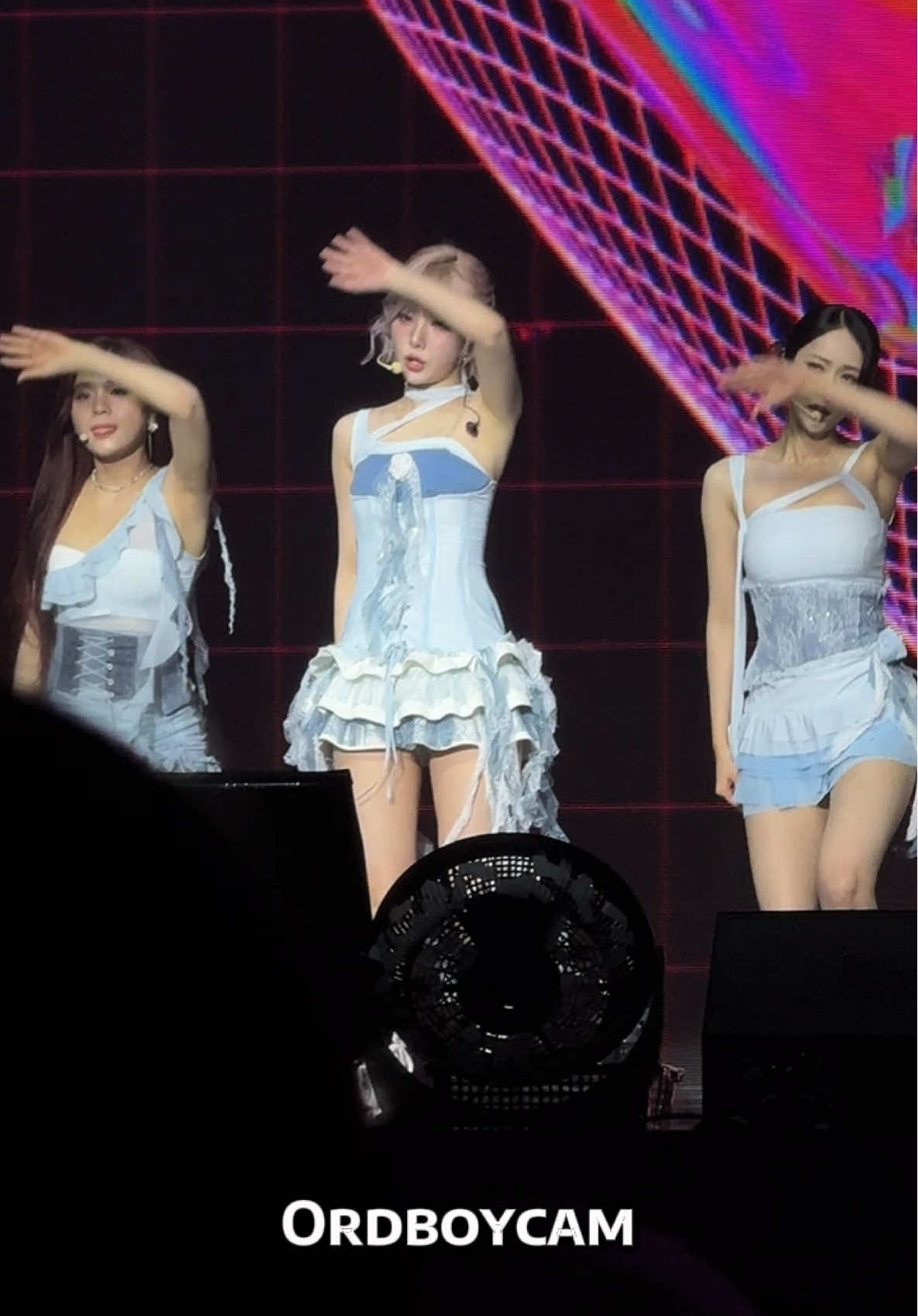 ❤️💜💙 #VIVIZ #비비지 #VIVIZinKL #VIVIZinMY #NEW_LEGACY_in_MALAYSIA 