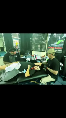 #lovemycoworkers  #tattoo #convention #mesatattoos 