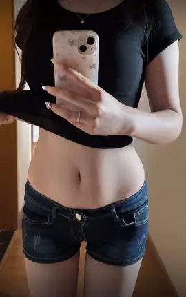 OOTD 🥵 #womenstops #fashion #girlstrend #womenswear #outfitoftheday 