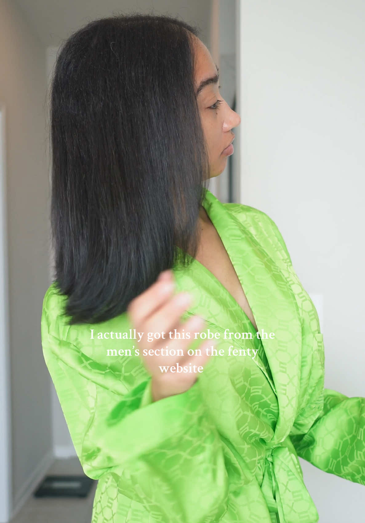 I feel like the men’s robes always have the longer sleeves that I like. Nothing like a good ol robe 