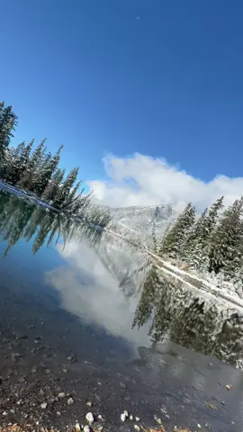 Hay lugares que no solo se ven… se sienten 💫🇨🇦 #traveltok #vibes #banff #canada🇨🇦 
