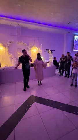 La danseuse du soir ❤️😍 #mariage2025 #algerie🇩🇿_maroc🇲🇦_tunisie🇹🇳 #allaoui #weddingday 