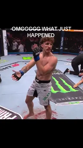 What a damn ko #fight #UFC #ko 