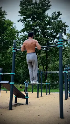 #gym#calesthenics #fitbody #muscleup #planche 