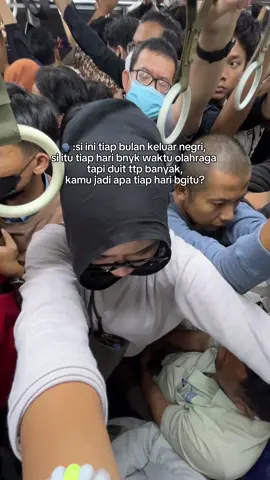 Jadi sarden gila kk 🙊 #anomaikrl #fyppppppppppppppppppppppp #krlcommuterline 