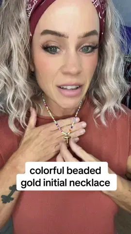 #womensjewlery #initialnecklace #beadednecklace #trendynecklace #womensnecklace @VOLDNE 