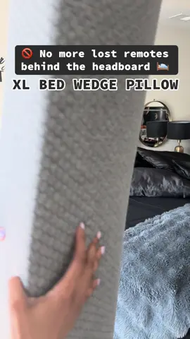 I was so tired of losing my phone and remote behind my headboard .. SO I GOT THIS KING SIZE WEDGE PILLOW TO FILL THE GAP ! #tiktokshopblackfriday #headboardpillow #wedgepillow #fyp #bedroomessentials 