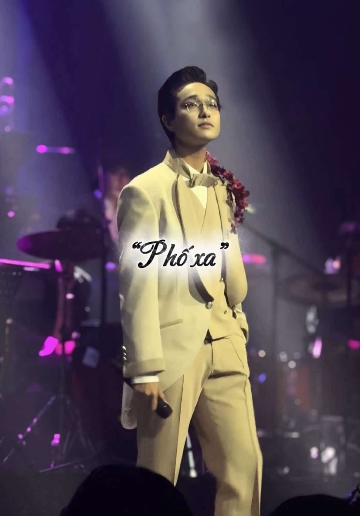 Lần đầu hát tiếng Nhật của An Huy 🥹 “PHỐ XA”  Sáng tác: Lê Quốc Thắng  Hà An Huy live at Musique De Salon 25.10.2025. #AnHuy #AnHuyUngDung #HAH #HaAnHuy #PhoXa 