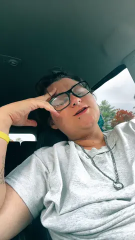 Pick a side honey you either like men or you don’t 🤟😭😂