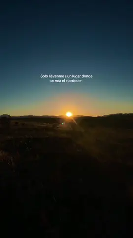A donde sea, pero que se vea el atardecer 🌅 #sunset #atardecer 
