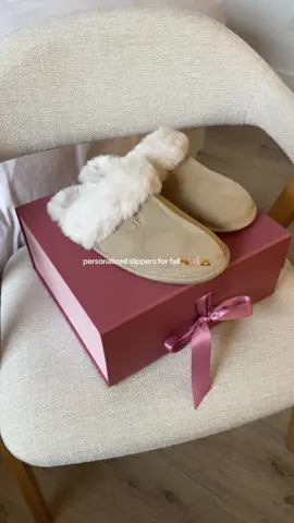 Advertisement (gifted) | The cutest slippers for cozy season from @Le Olive🤎Use my code Joelie10 for 10% off your order✨ #leolive #slippers #fall #girly #aesthetic 