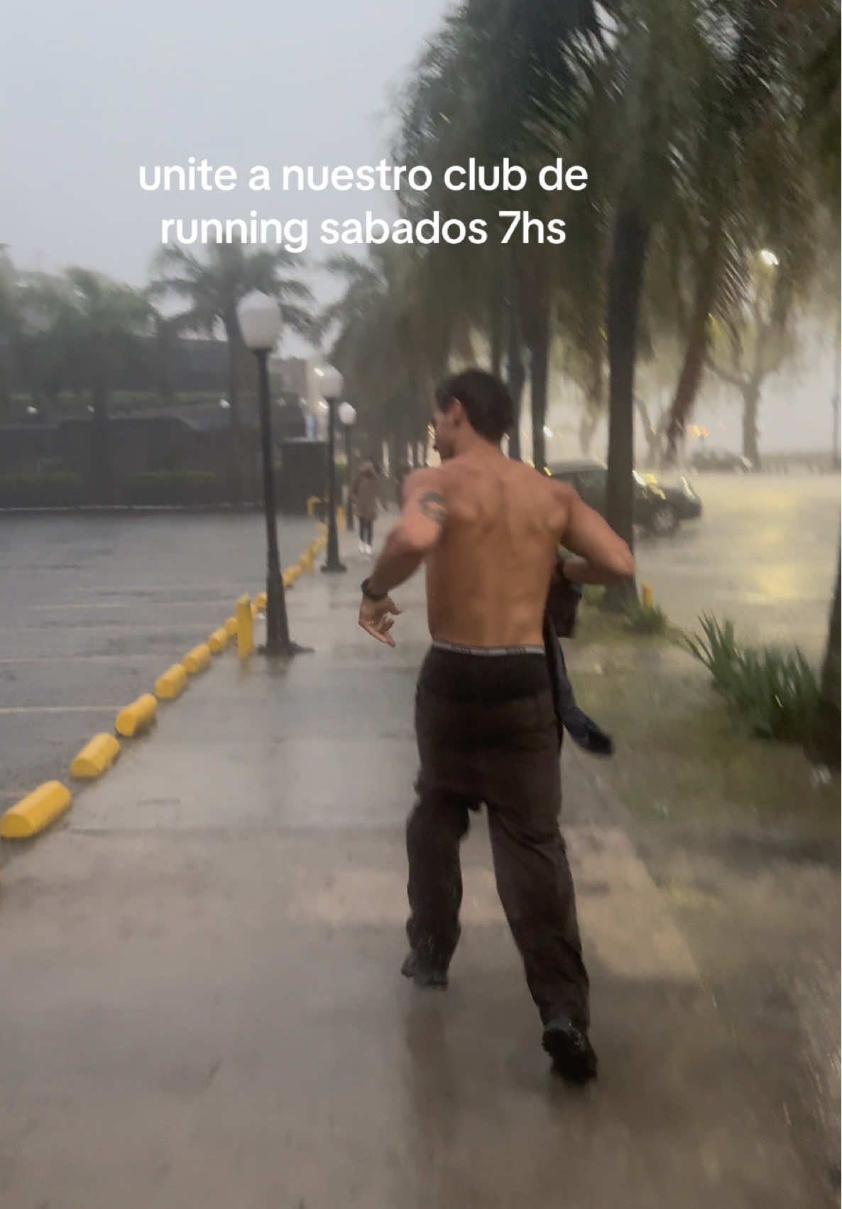 pov lluvia post caramelo #boliche #foryoupage #runningclub #tormenta 