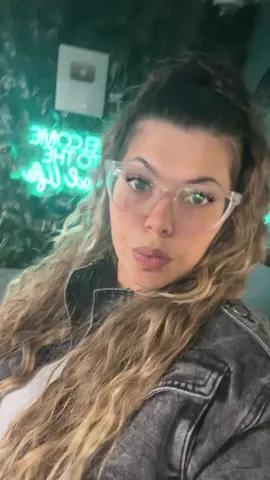 Oh that was your girl?! I thought I recognized her 🤭 #fyp 