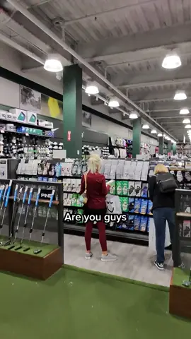 The Golf at Home allows any Golfer to practice and improve from their living room ⛳️ #golf #gift