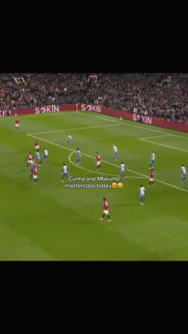 they are so good on the ball😍#manchesterunited #bryanmbeumo#cunha #fyp #matheuscunha 