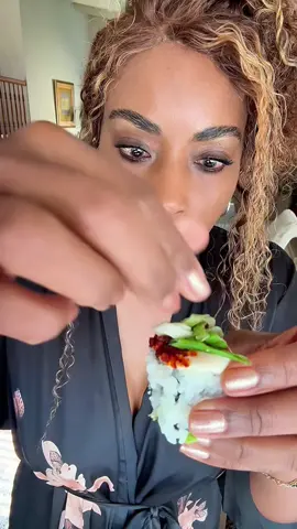 I top this delicious garlic crunch oil on almost anything!! 😋 @Weee Asian Supermarket #Foodie #crunchychilioil #crunchygarlicchilioil #Foodie #CapCut 