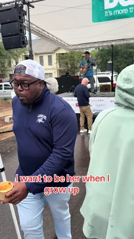 #groovin #dancelikenooneswatching #danceintherain #blues 