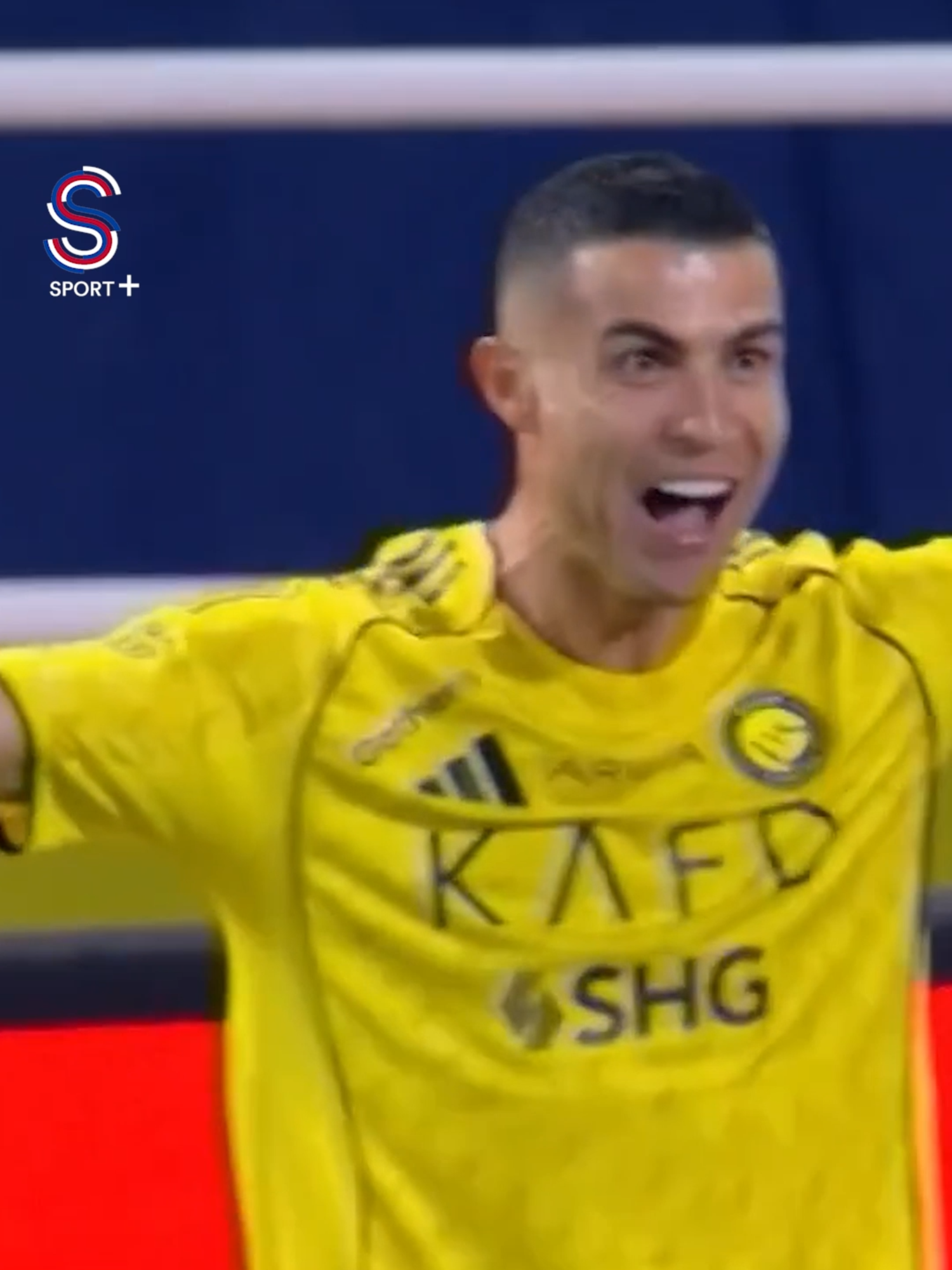 Kral, 950. golünü attı! 🐐 Cristiano Ronaldo, yaptığı ölümcül gol vuruşuyla 1000 gol hedefine bir adım daha yaklaştı. 🪜 #ronaldo#alnassr #SadeceSpor