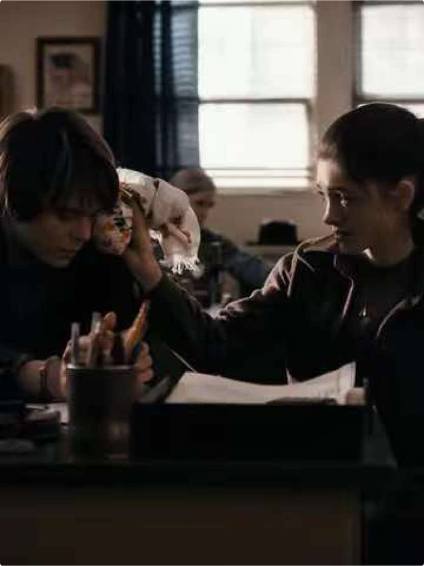 got me cheesin through the screen 