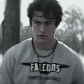 he needs to be in more movies ugh |  #chrisyesgodyes #nightwing #wolfgangnovogratz #wolfgangnovogratzedit #nataliadyer 