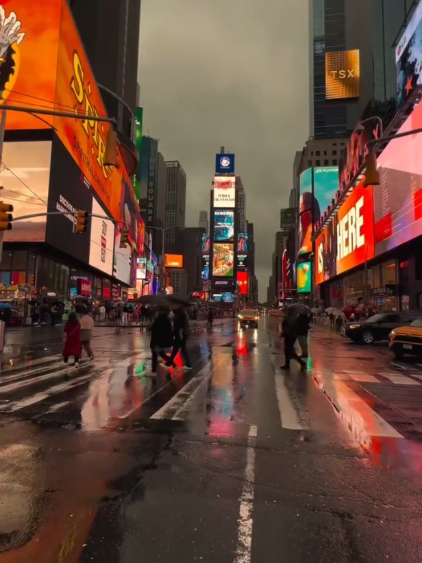 quem sonha? 😍#NYC #TimesSquare #NYCVibes #Inspiration #Viral 