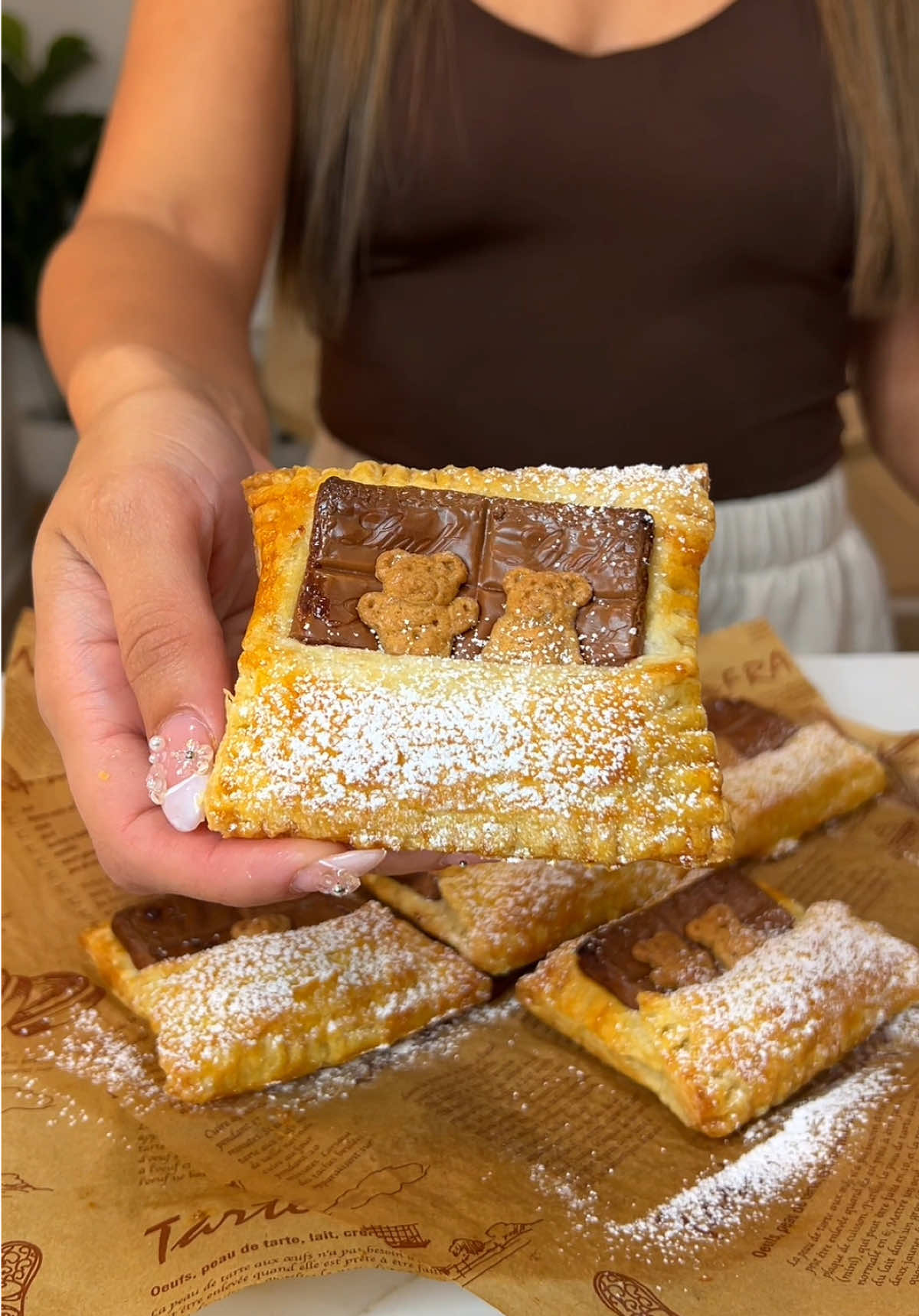 Sleeping teddy pastry🧸🍂🤎🍫  #singlemom #gabrielamkv #fallbaking #Recipe #pastry 