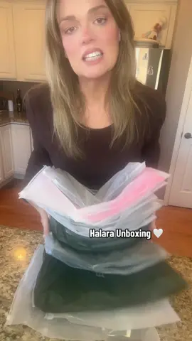 Doing a Halara unboxing today.  So many great items for fall. #fyp #womensfashion #halara #halara_official #halaraleggings #fallfashion #contentcreator 