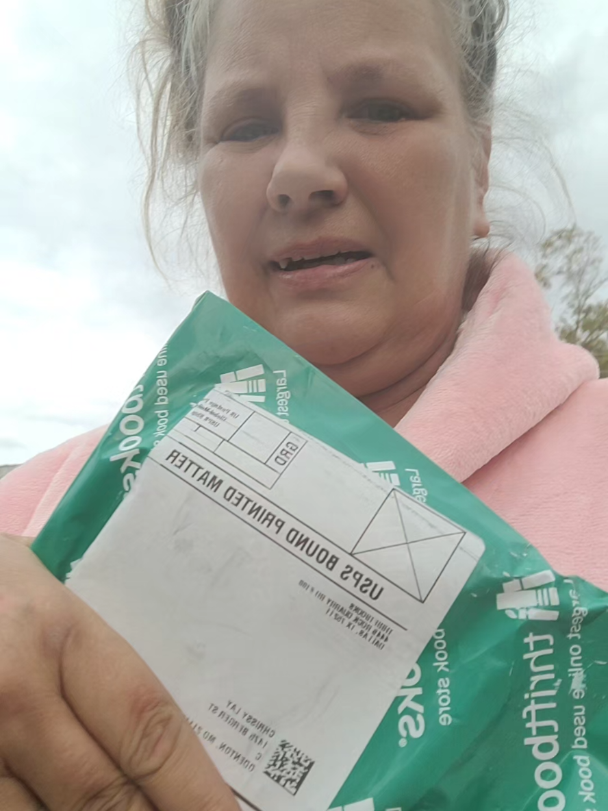 This is such a cool#Journal, .Also love a #mindful buisness#thriftbooks #guidedjournal Thank you @ThriftBooks Shop 