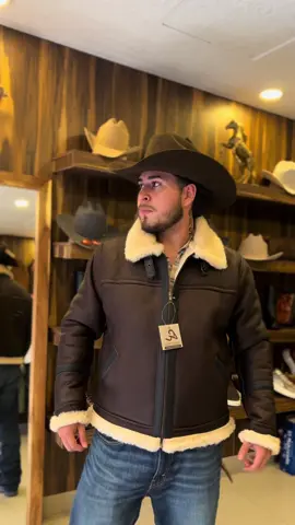 Malboro rocky natural 🤷🏻‍♂️#tendencia #fyp #crfboots #piel #tendenciavaquera 