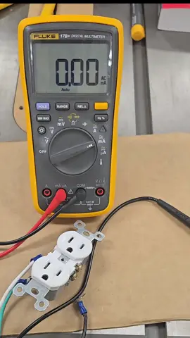 If you're going to say I'm wrong, you should at least be right. #electrician #electrical #electriciansoftiktok #gfci #angrysparky 