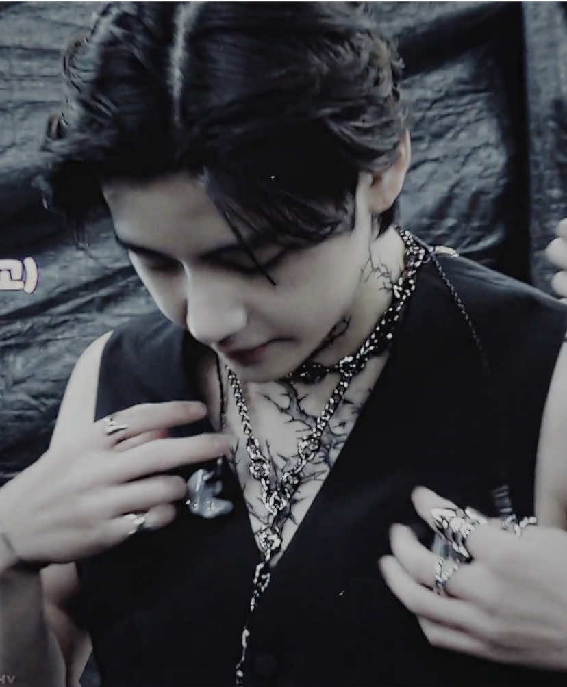 prettiest man alive #taehyung #fyp #btspavedtheway #viral #edit @BTS 