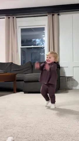 Her biggest fan, the cutest Taylor Tot @Taylor Swift #taylorswifttok #ophelia #cutebaby #taylornation #taylortot   @Taylor Nation 