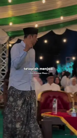 Gus Kautsar Dan Ning Jazil. #guskautsar #ningjazil #sarungbatik #kaftanningjazil #nderekpusatofficial 