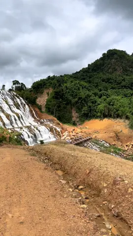 #ຕາດວັງມ້າເມືອງສັງທອງ🇱🇦 #ບ້ານວັງມ້າ #ເມື່ອງສັງທອງ #ນະຄອນຫລວງ #ວິວທໍາມะຊາດ💚🏞🌿🏔 