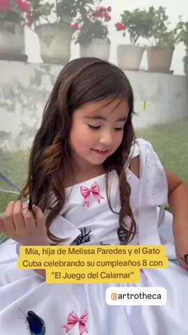 Mia, hija de Melissa Paredes y Rodrigo 