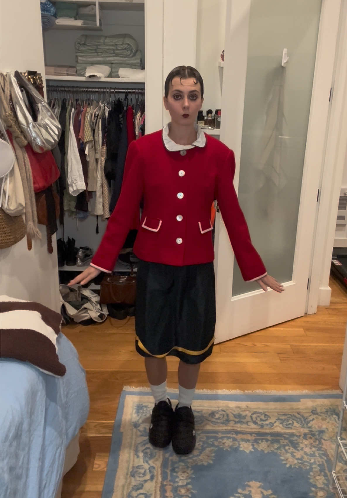 Olive oyl  #halloweencostume #popeye #spinach #oliveoil 