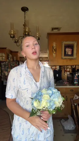 #jennifersbody #hoco #bluedress #transition #auburnpearl 