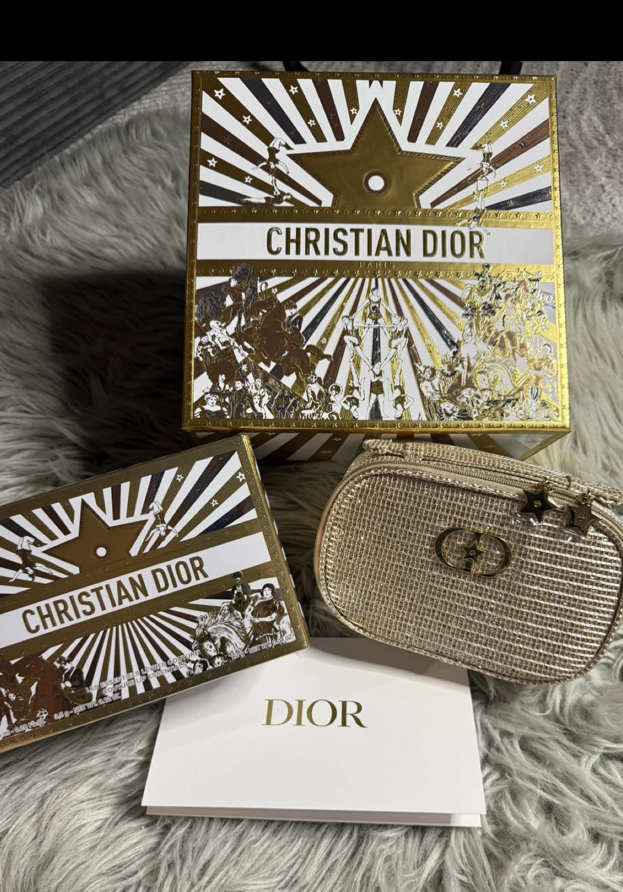Dior Holiday Gift Set 2025‼️ Got the Couture Lip Essentials Holiday Gift Set and added one Rouge Dior Sequin Liquid Duo to avail the Dior Card Game freebie🥰 💄 💋 #Dior #diorbeauty #DiorHoliday #diorbeautyunboxing #unboxing 