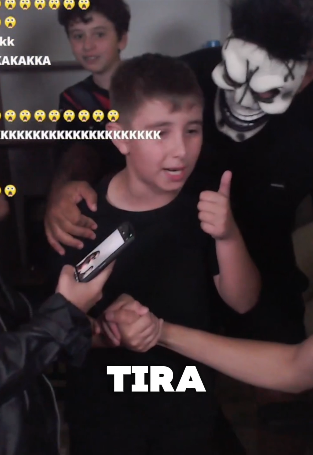 beistecone teve a casa invadida por várias crianças no Halloween #bistecone #bisteconee #bisteconelive #foryour #foryoupage 