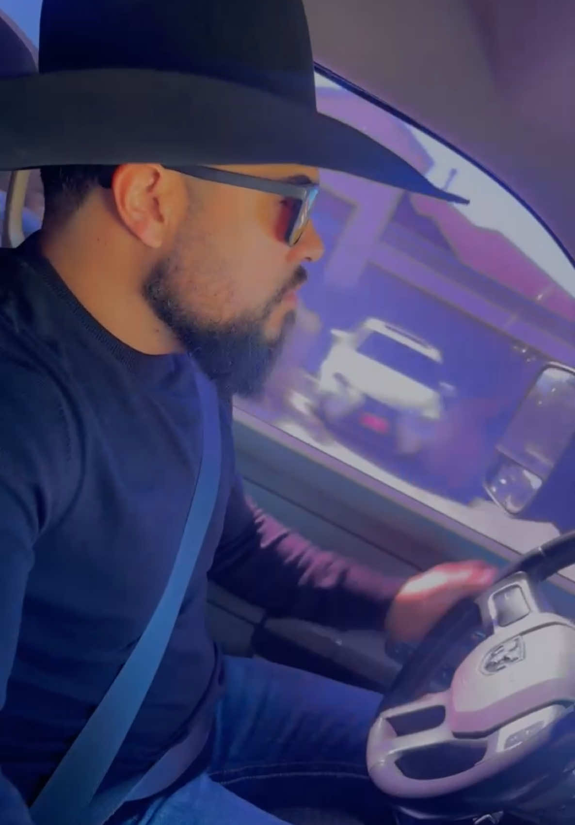 A glow stick has to break before it glows, same thing goes for us sometimes in life We have to go through challenges, obstacles, and pain before we glow. #weightloss #fat2jacked #GlowUp #GymTok #weightlosstransformation 