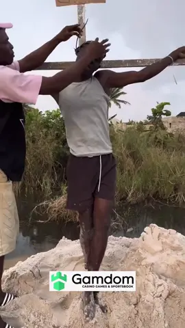 gehgeh on cross 😂😂😂 #fy #gehgeh #gehgehmemes #gehgehchallenge😂😂 #africantiktok 