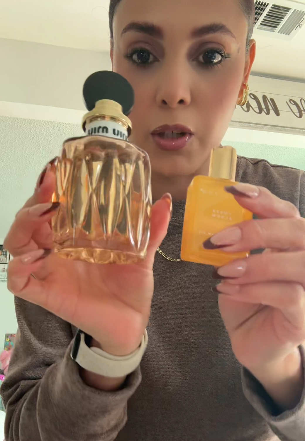 Lest get ready for the day #creatorsearchinsights #OOTD #perfumeoftheday #momlife #outfitinspo 