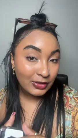 Cansada de tu maquillaje, grasoso o poros en el maquillaje, pues te tengo este polvo que te va a ayudar con todo eso.Matifica súper bien, lo recomiendo, lo puedes conseguir aquí en el carrito naranja. ✨ #carslanpowder #makeup #polvotraslúcido 