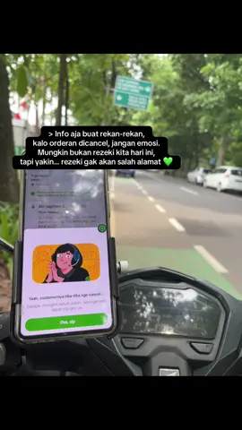> Kadang bukan hujan yang bikin basah, tapi notifikasi orderan dibatalkan pelanggan yang bikin hening #CeritaOjol  #ojoltiktok  #yzxcba  #gojektiktok 