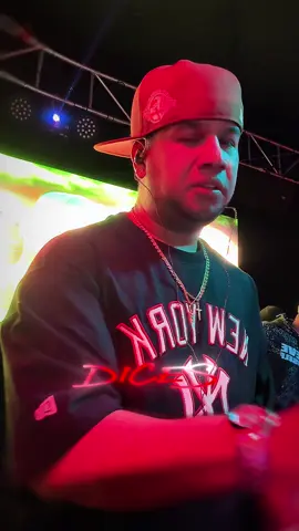 😍 Esa mujer 🤤 Canción de Tony Vega ‧ 1991 💭 @djewduarmix  #salsa #salsabaul #viral