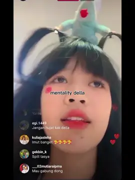 mentality della core part 2... kalo della udah bacain komen2 netizen disitu letak asiknya😭 kesabaranmu setipis tisu jg ya del🏃🏻‍♀ #dellaprabumulih #dellada7 #mentality #core #jokes @da7_dellasawittri 