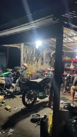 duh mare bangun🥱 #nmotohomespeed #2takmenolakpunah #rxkingindonesia #balistyle @Nova ariana mekanik andalan🔥🔥🔥 @fanterra racing exhaust 