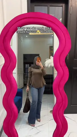 #promomakangajian #ootdsimple #outfithijab #ootdfashion #fyppppppppppppppppppppppp 